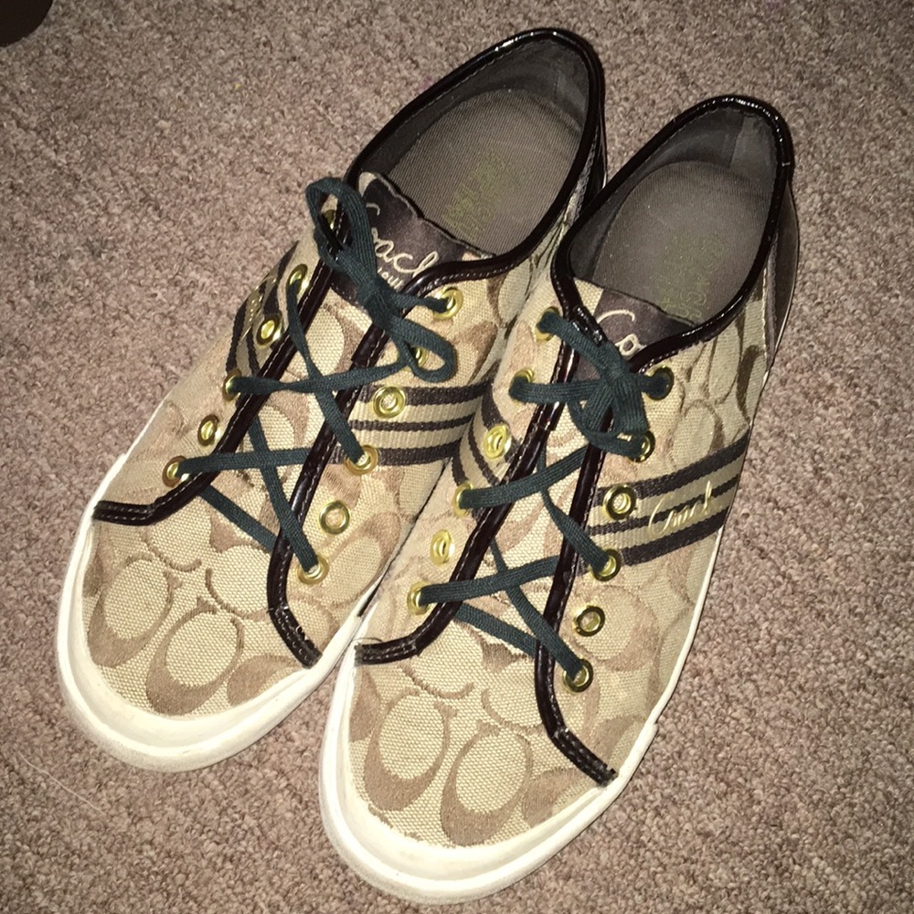 Couch shoes